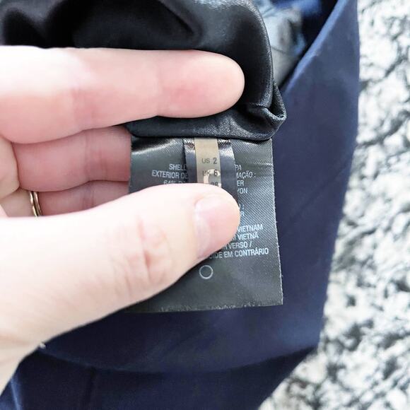 T Tahari Navy Pencil Skirt - Picture 8 of 8